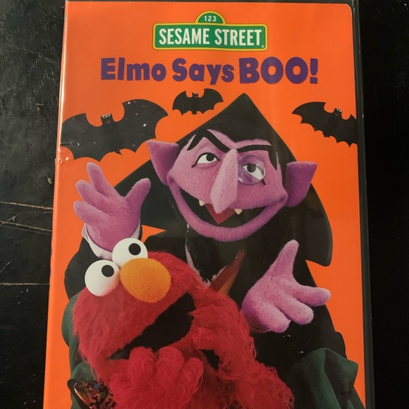 Sesame Street Elmo Says BOO! DVD - Picture 1 of 5